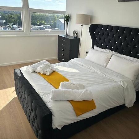Flat 303 One Bedroom Apartment เบอร์มิงแฮม ภายนอก รูปภาพ