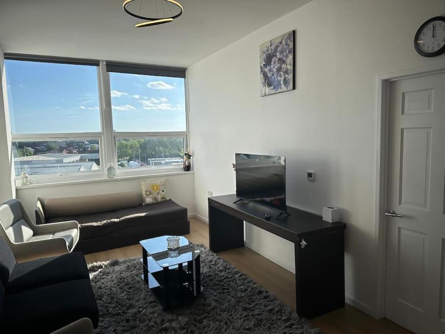 Flat 303 One Bedroom Apartment เบอร์มิงแฮม ภายนอก รูปภาพ